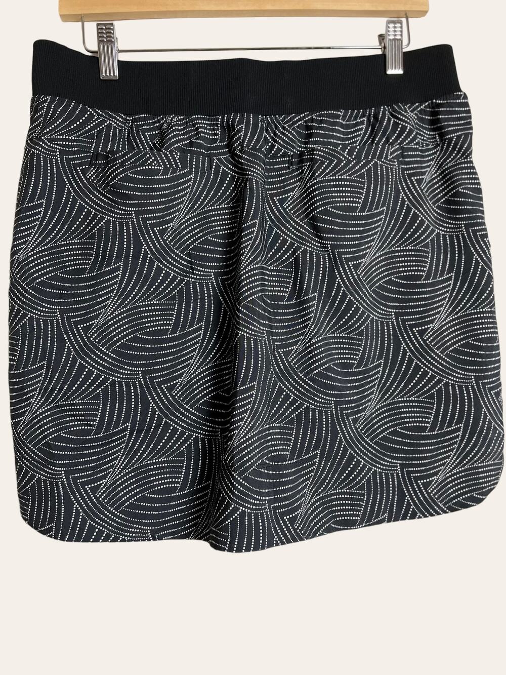 Cypress Club Black White Dotted Print Athletic Skort Size Medium